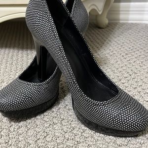 Calvin Klein Kendall heels 8m